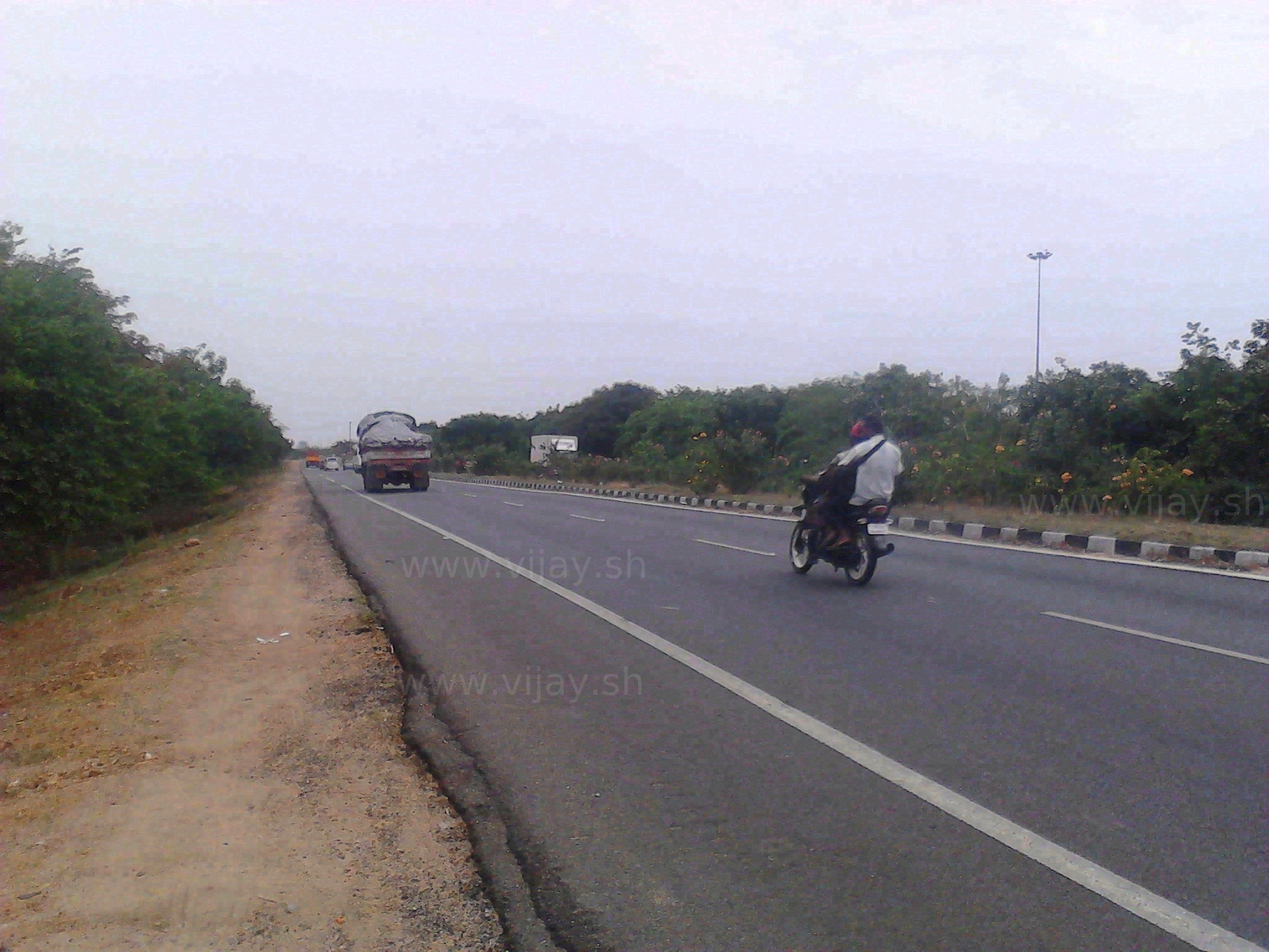 Chennai to Banglore Highway, June 2013